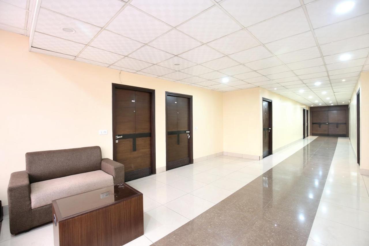Hotel Grand M Lajjo Ludhiana Extérieur photo