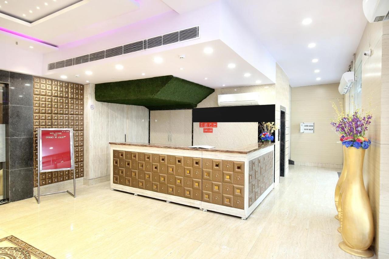 Hotel Grand M Lajjo Ludhiana Extérieur photo